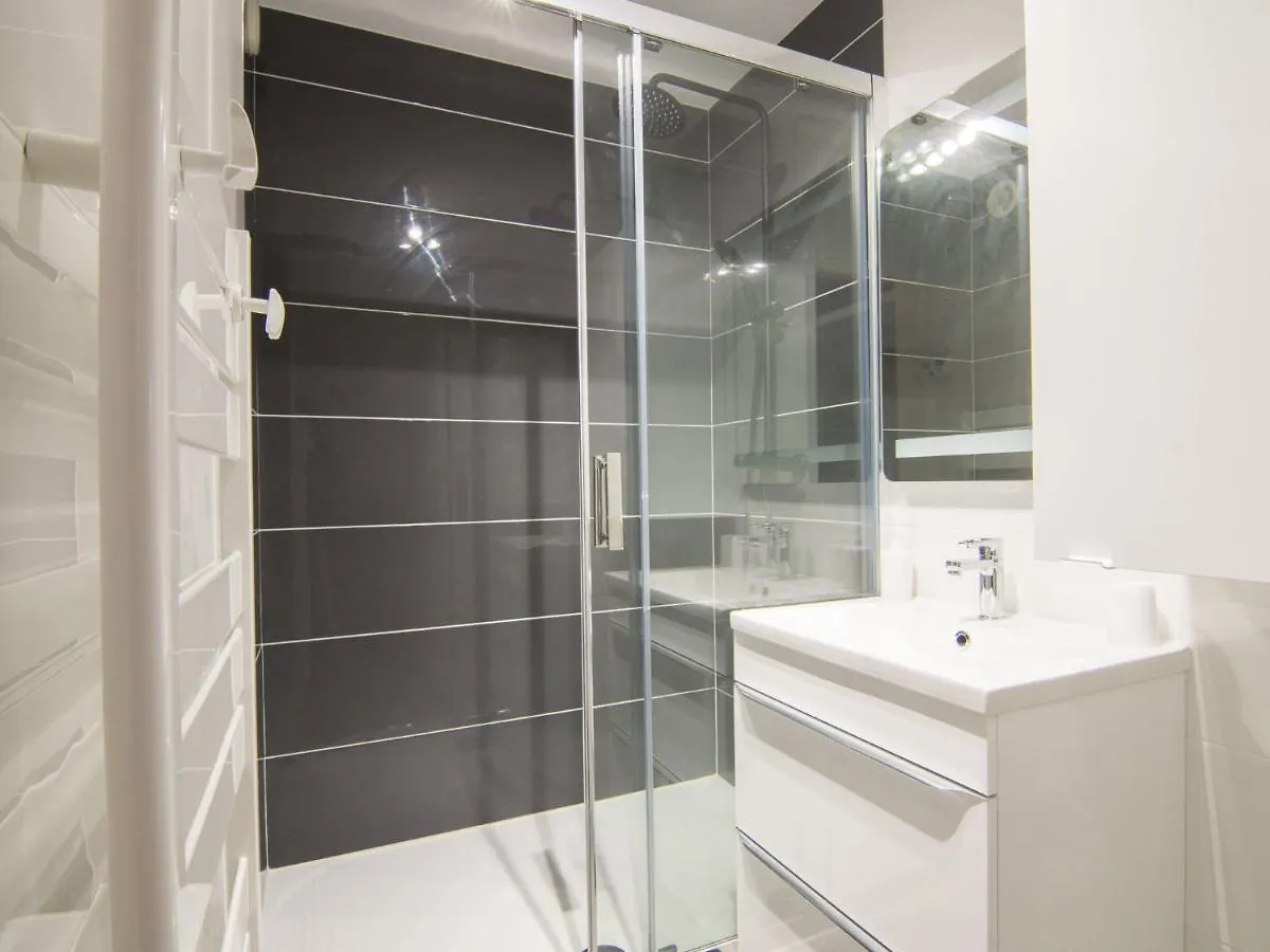 Apartment Les Regatiers By Interhome Hyeres
