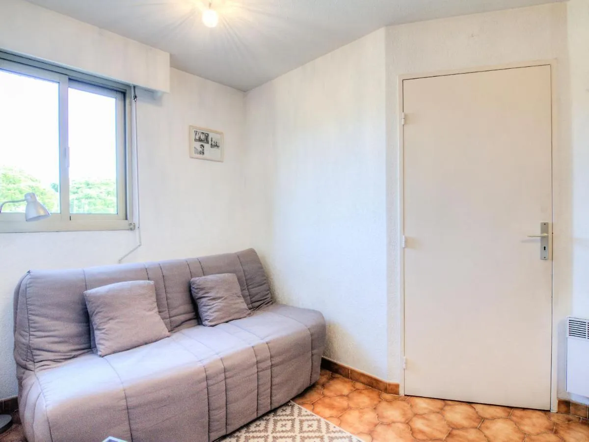 Apartment Les Regatiers By Interhome Hyeres