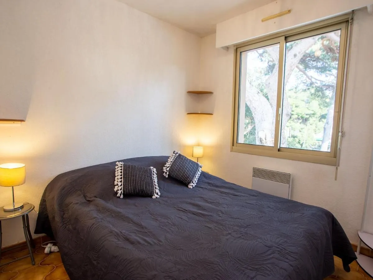 Apartment Les Regatiers By Interhome Hyeres